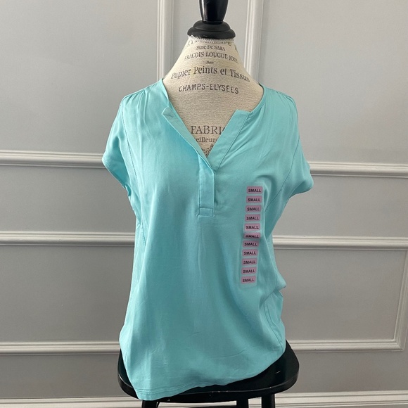 Tops - Nine West super soft viscose blue blouse shirt top